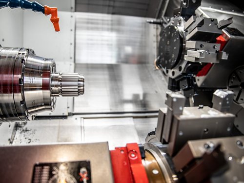 Zerspanung bei Schelle Metalltechnik Zerspanung bei Schelle Metalltechnik